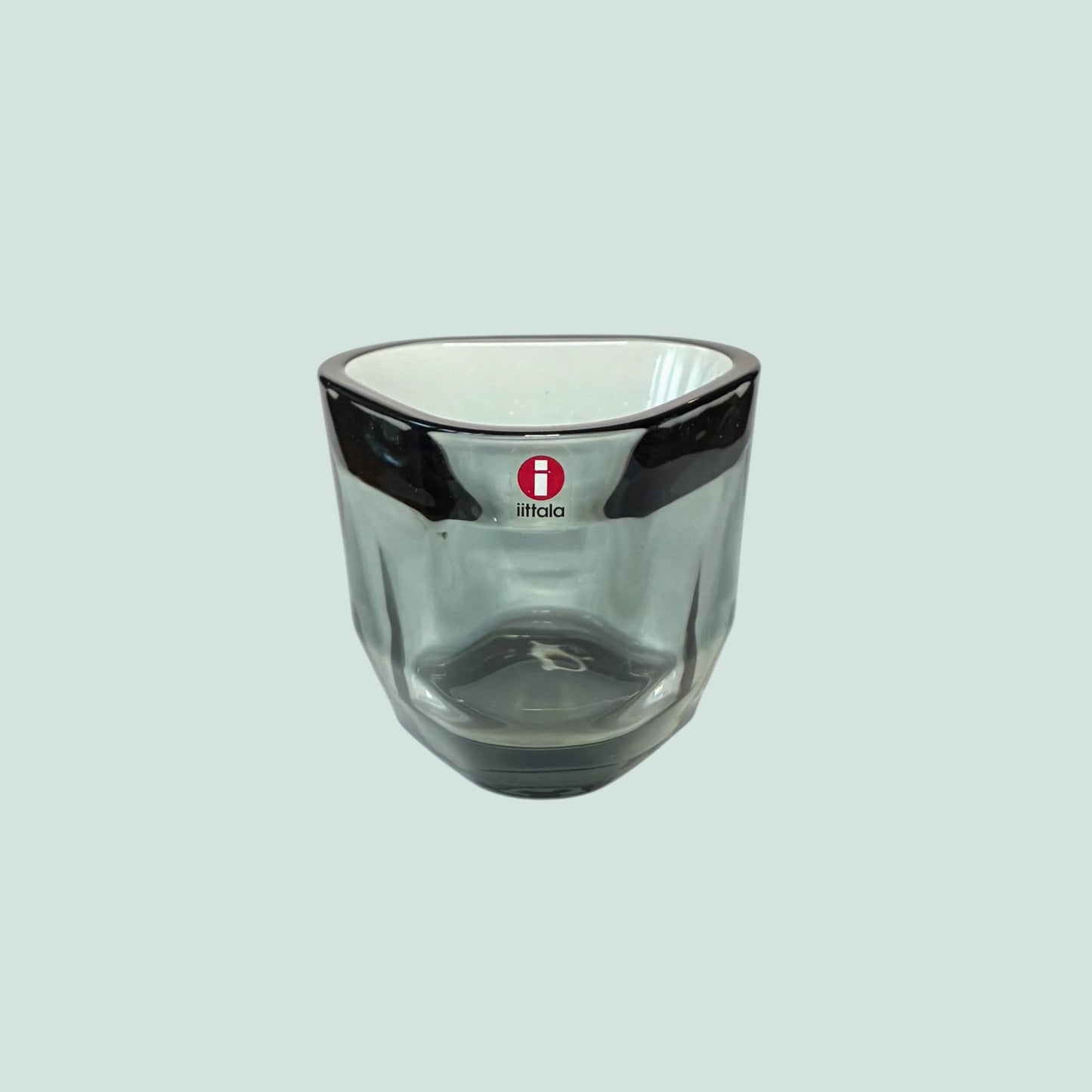 Iittala-tris-tuikku-harmaa