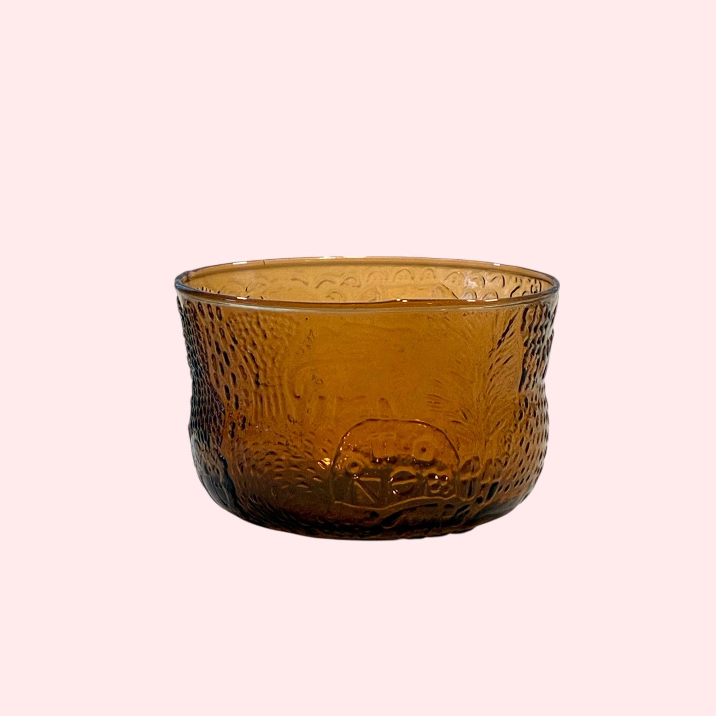 Nuutajarvi-fauna-jalkiruokakulho-ruskea