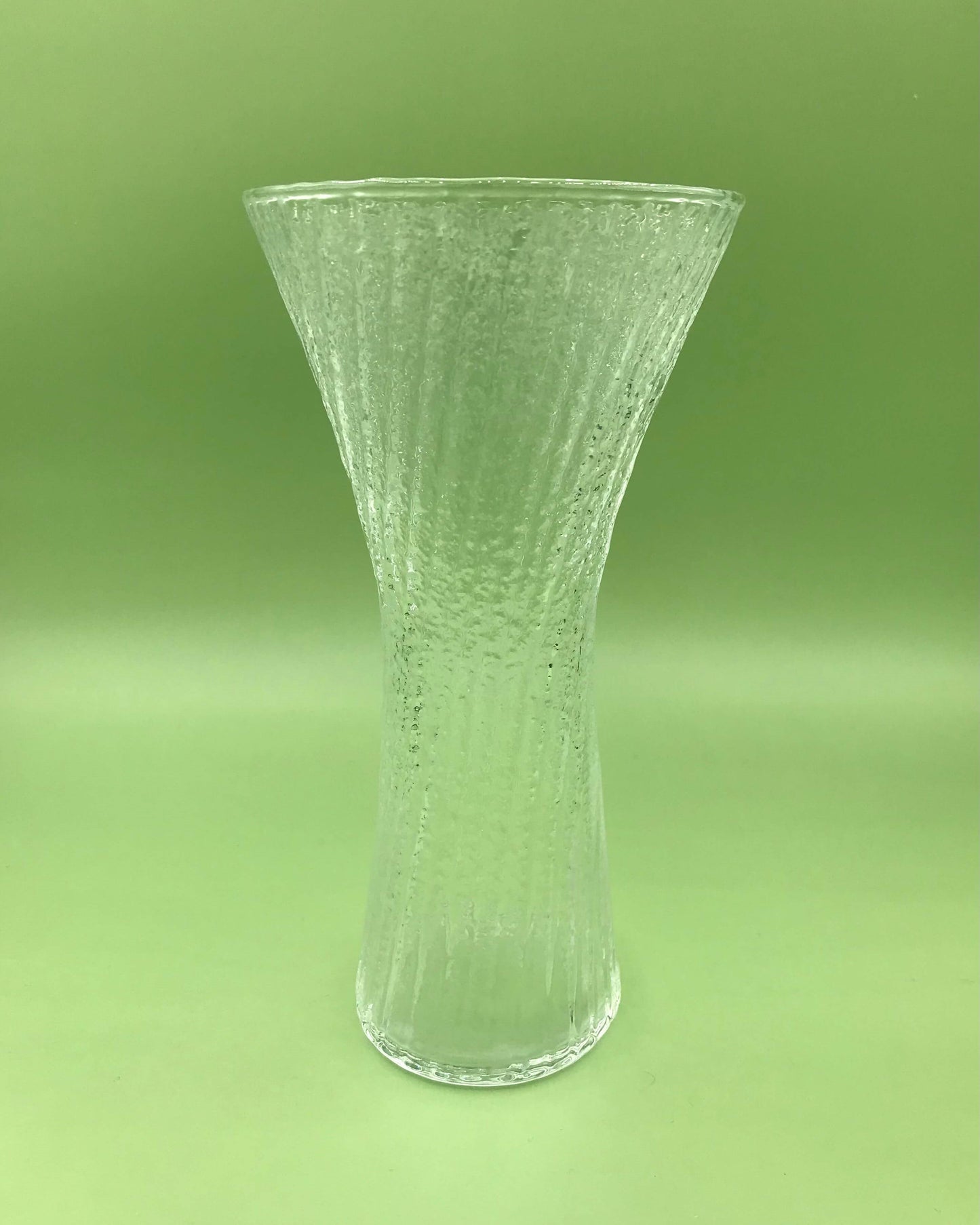 Nuutajarven-lasi-vilja-maljakko-kirkas