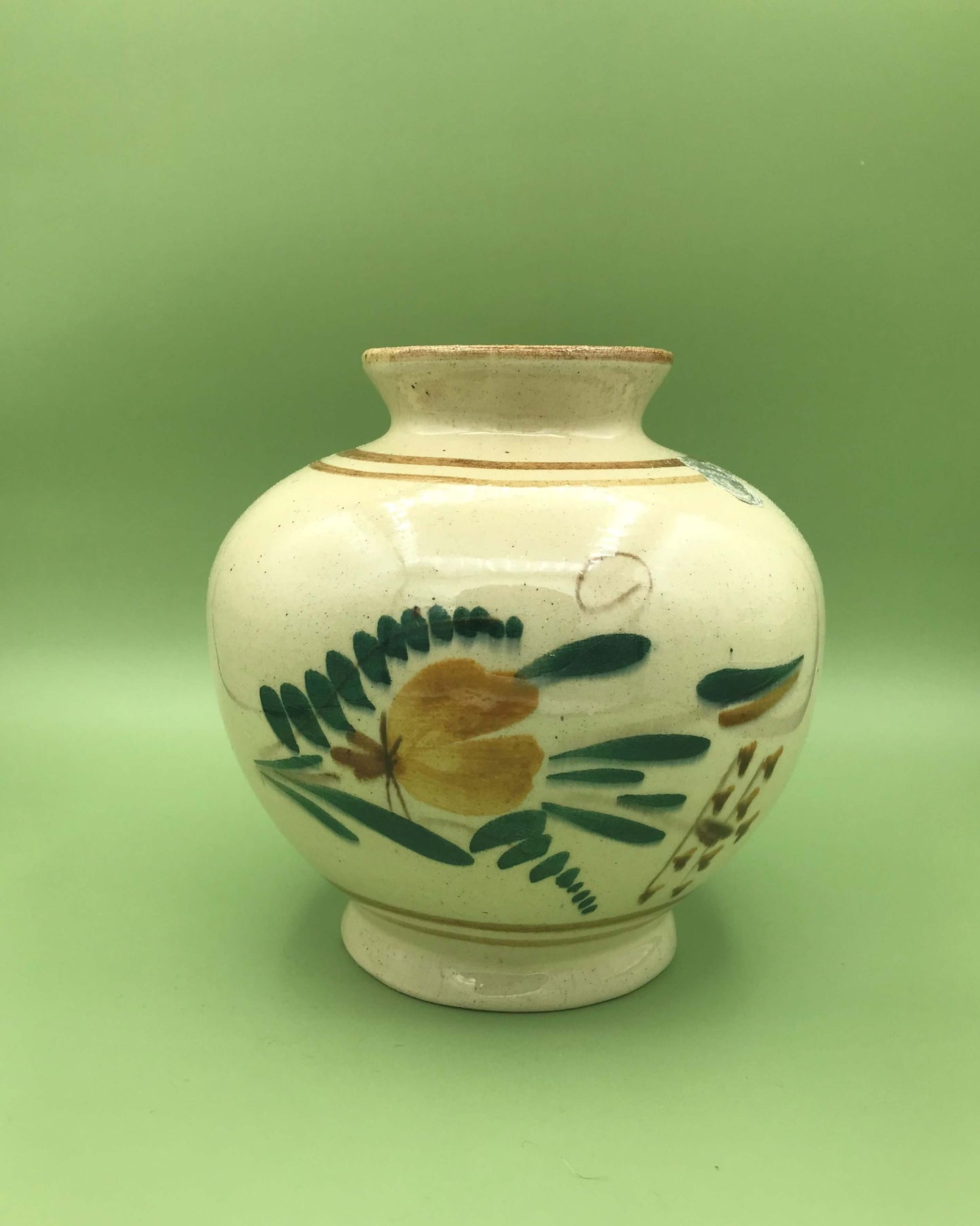 kupittaan-savi-maljakko-kukka-koriste