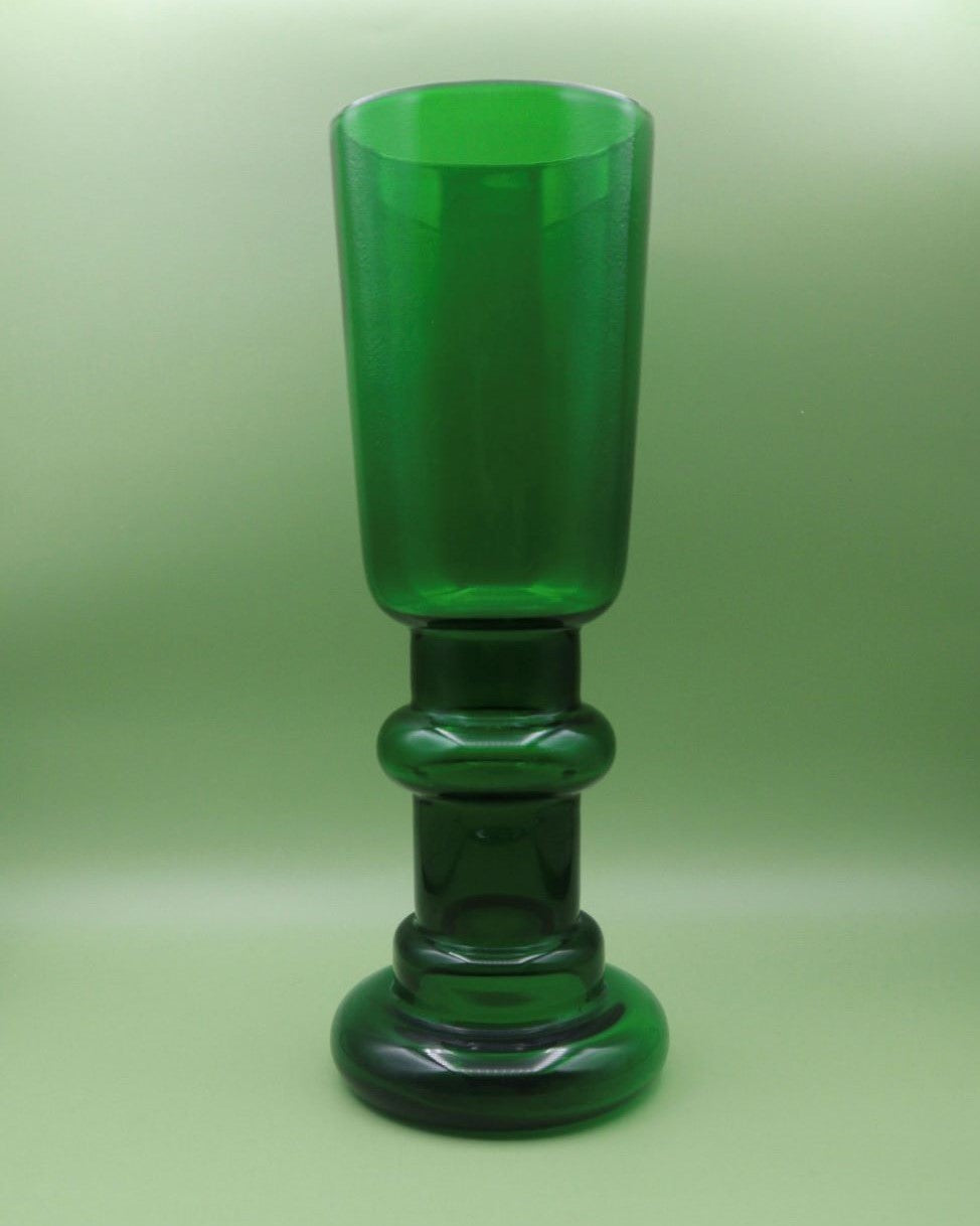 nuutajarven-lasi-maljakko-vihrea