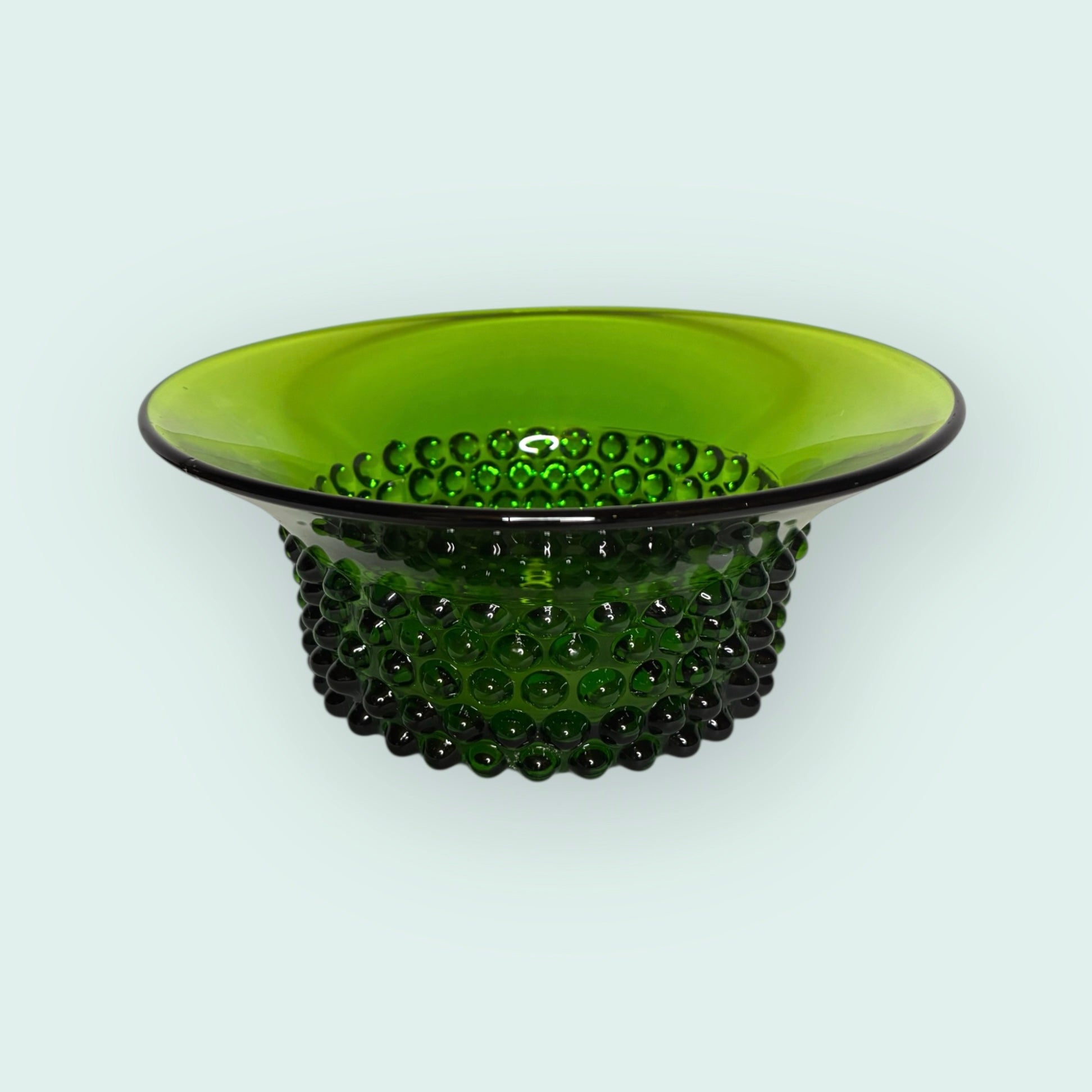 Nuutajarven-lasi-nappyla-kulho-vihrea