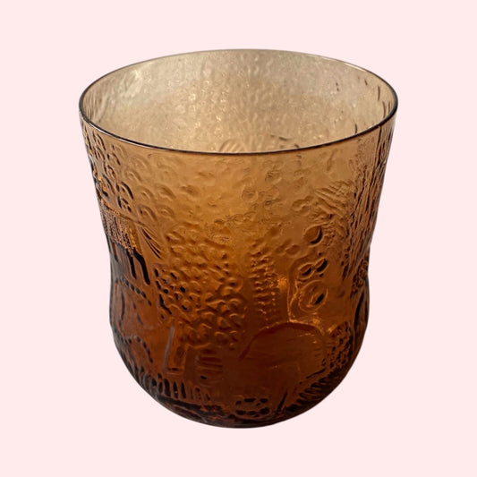 Nuutajarven-lasi-fauna-juomalasi-ruskea