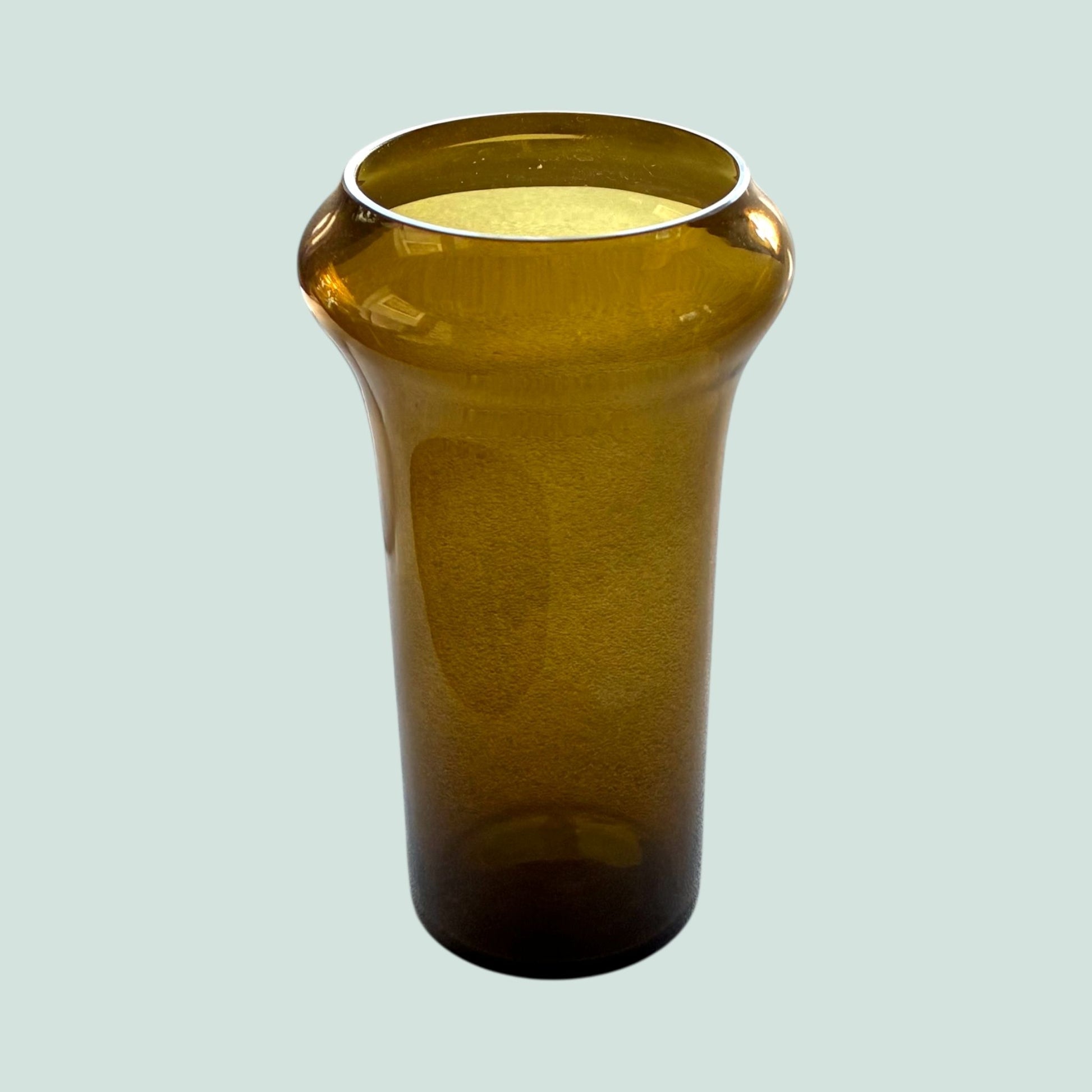 Nuutajarven-lasi-maljakko-1426