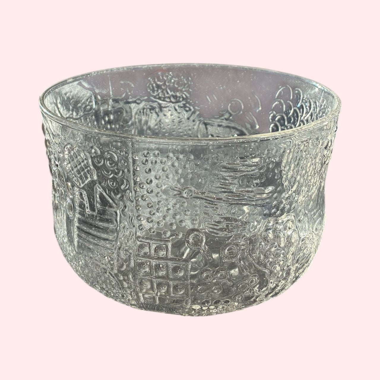 Nuutajarvi-fauna-jalkiruokamalja-kirkas