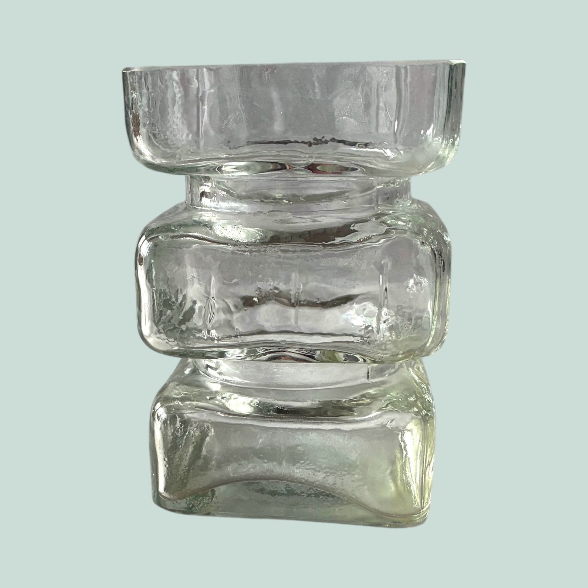 Riihimaen-lasi-maljakko-1392-kirkas