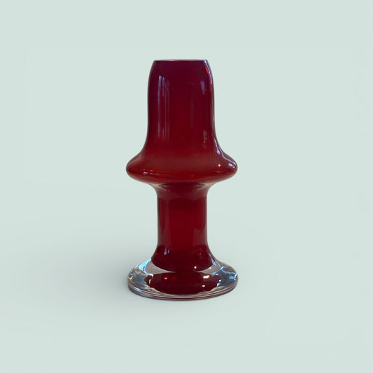 Riihimaen-lasi-puisto-maljakko-punainen
