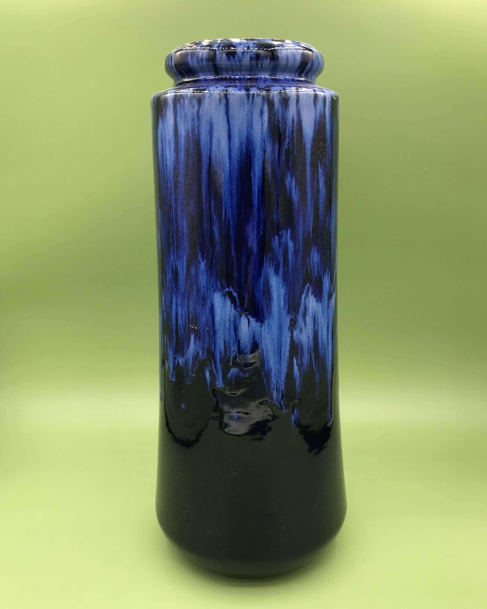 scheurich-vase-black-blue